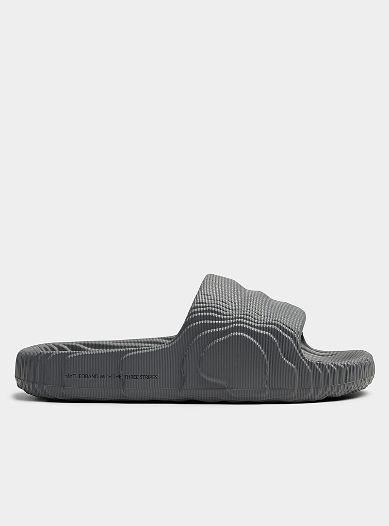 Adidas Originals: La sandale slide Adilette 22 grise Homme Oxford pour homme