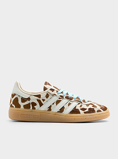 Le sneaker Handball Spezial cuir poilu girafe Femme