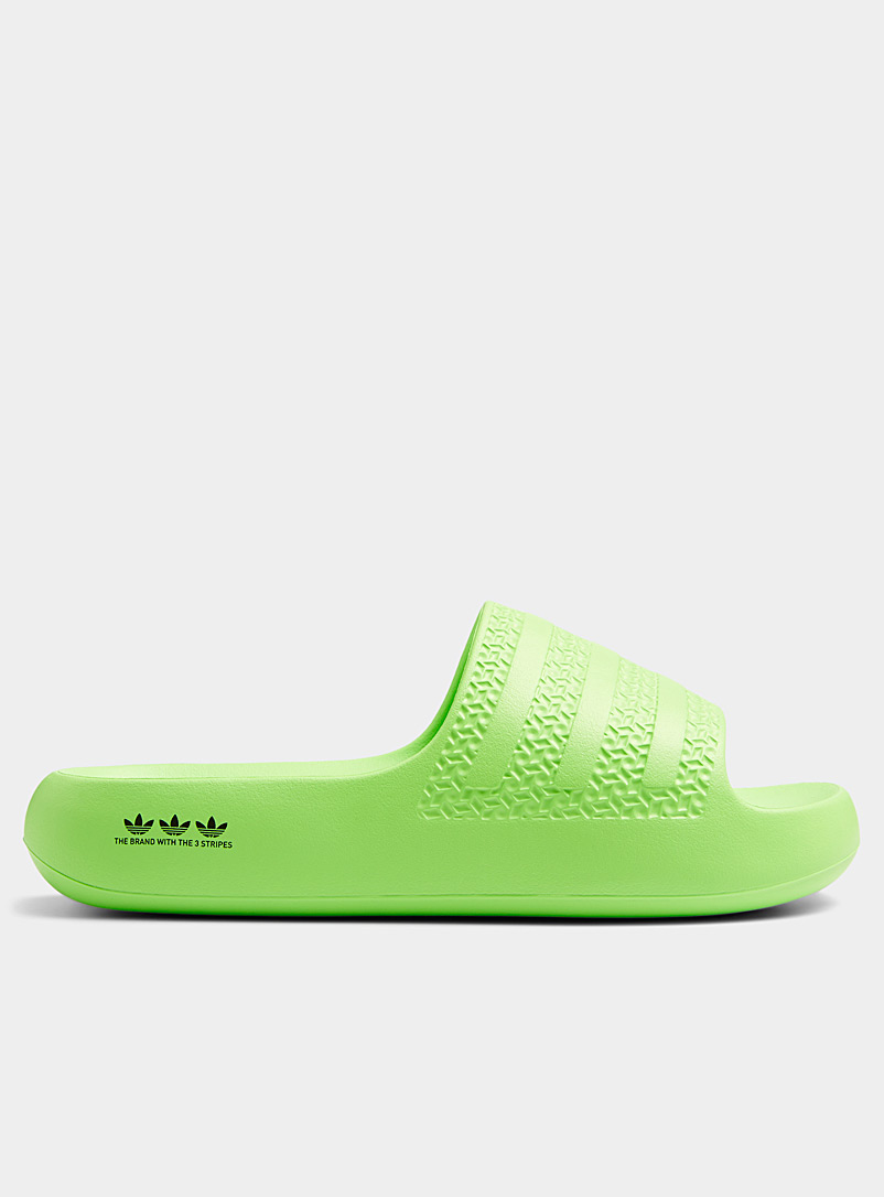 Adidas Originals: La sandale slide Adilette Ayoon Cloud vert fluo Femme Vert pour femme