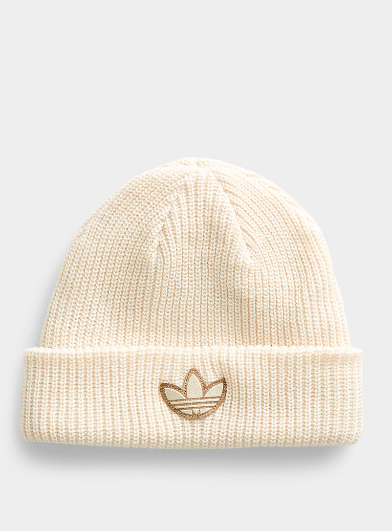Net zo graven gastheer Suede-finish emblem cuffed tuque | Adidas Originals | Women's Tuques,  Berets, and Winter Hats online | Simons