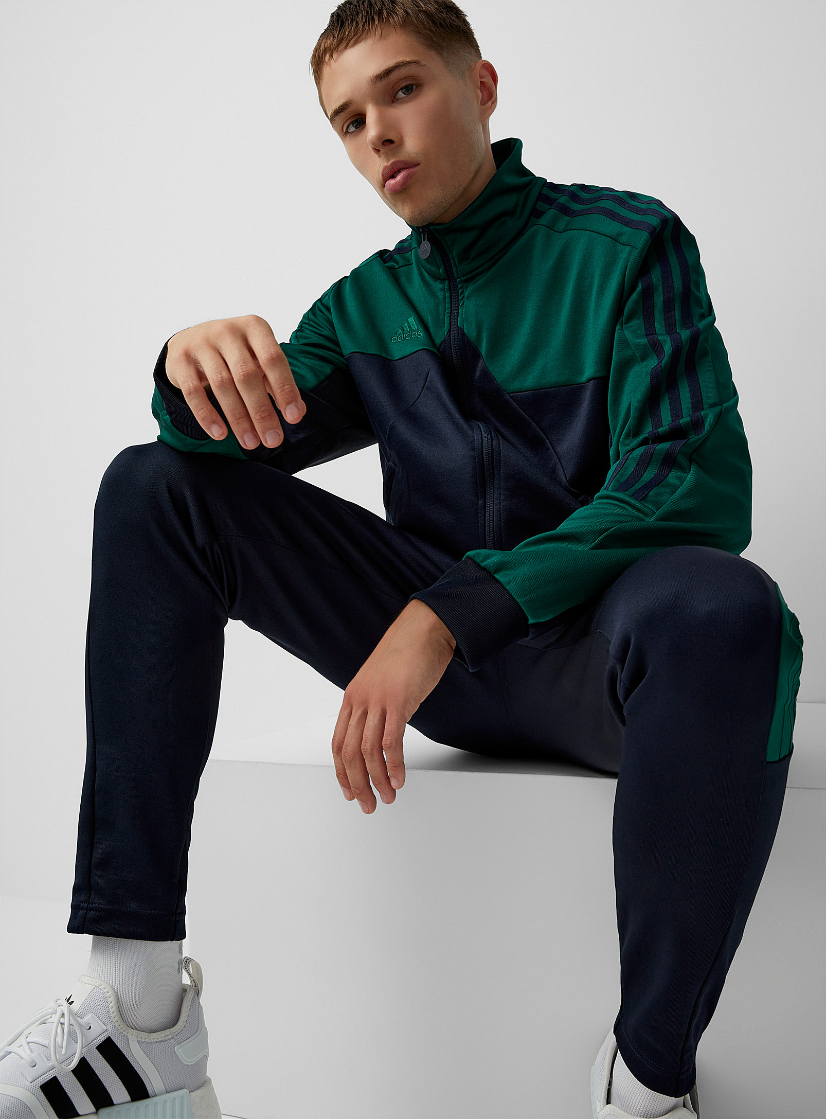 Adidas - La veste de survêtement vert impérial Tiro
