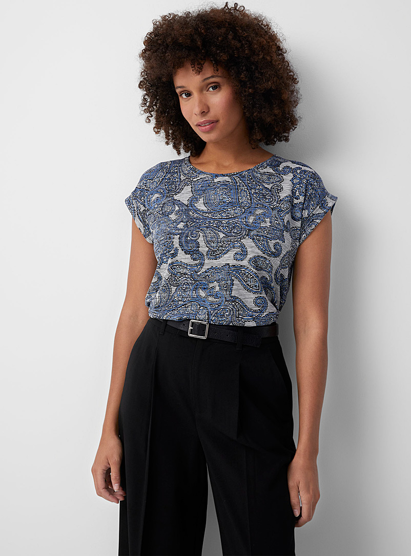 Contemporaine Patterned Blue Cuffed sleeves paisley T-shirt for women