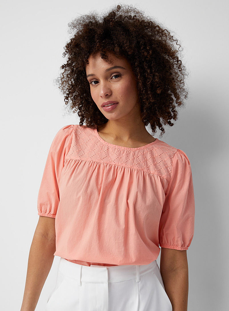 Contemporaine Coral Coral pink broderie anglaise blouse for women