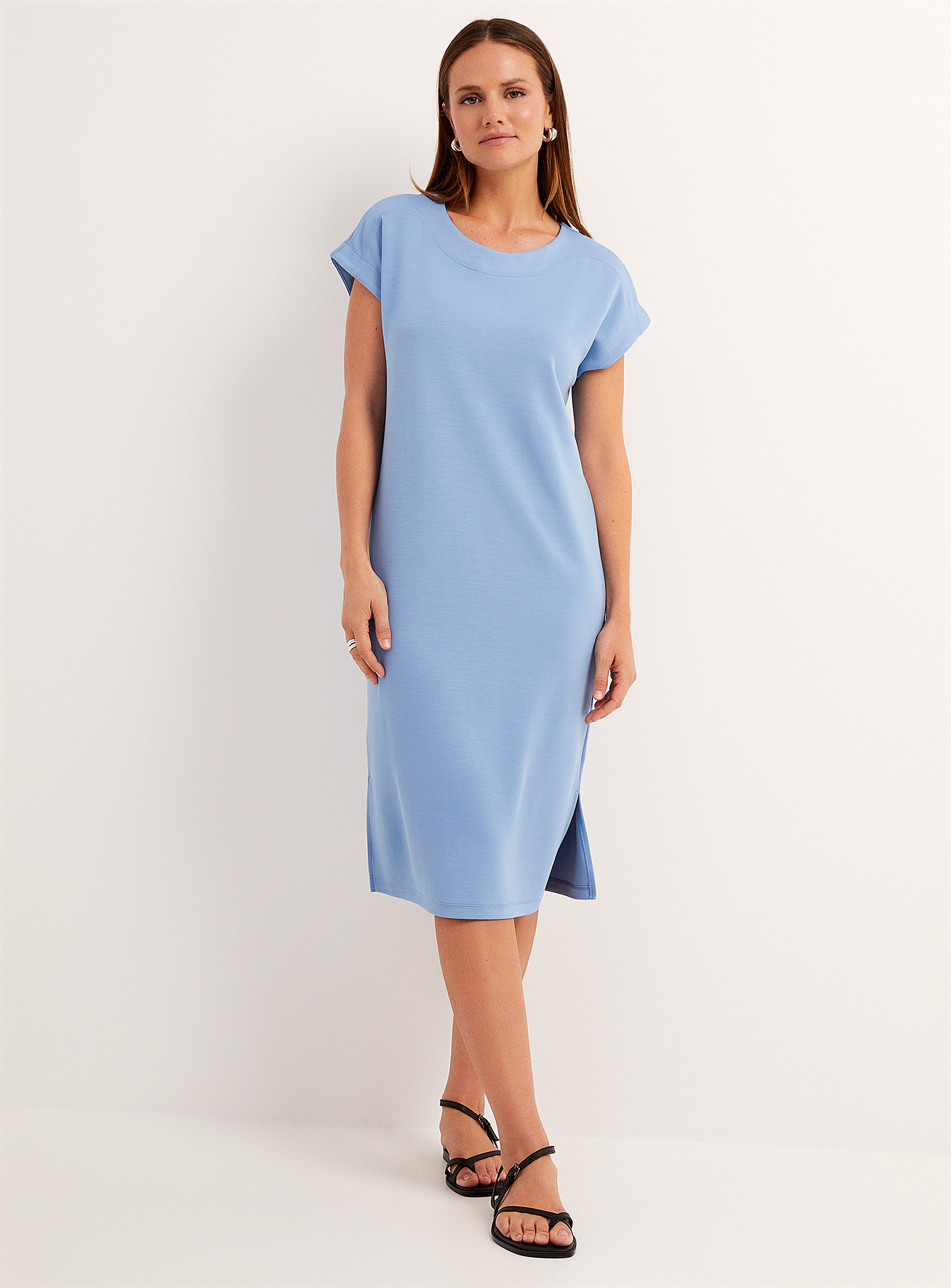 Contemporaine Peach-skin Jersey Straight-fit Dress In Blue