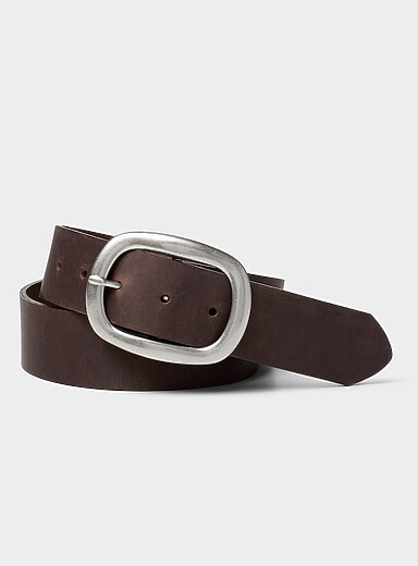 Silver oval-buckle retro leather belt
