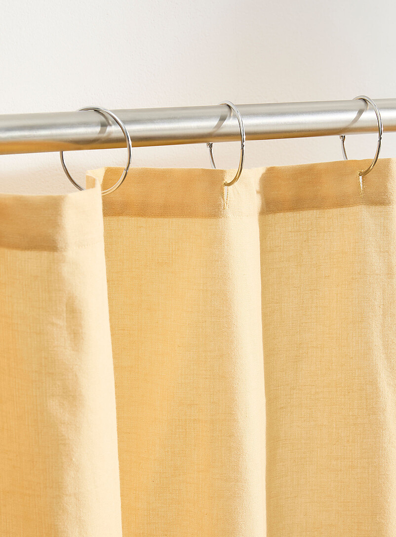 Simons Maison Green Touch of linen shower curtain