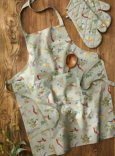 Colourful birds accessories