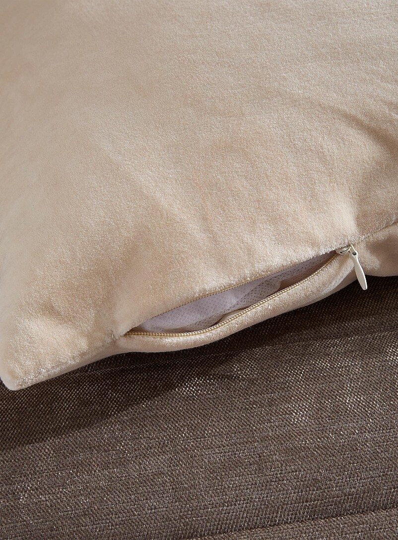 Simons Maison: Le coussin d&eacute;houssable doux velours de coton 50 x 50 cm Blanc cass&eacute;