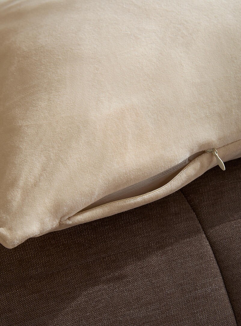 Simons Maison: Le coussin d&eacute;houssable doux velours de coton 60 x 60 cm Blanc cass&eacute;