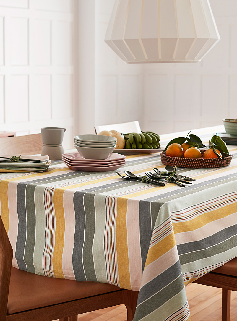 Simons Maison Assorted Light of dawn woven organic cotton tablecloth