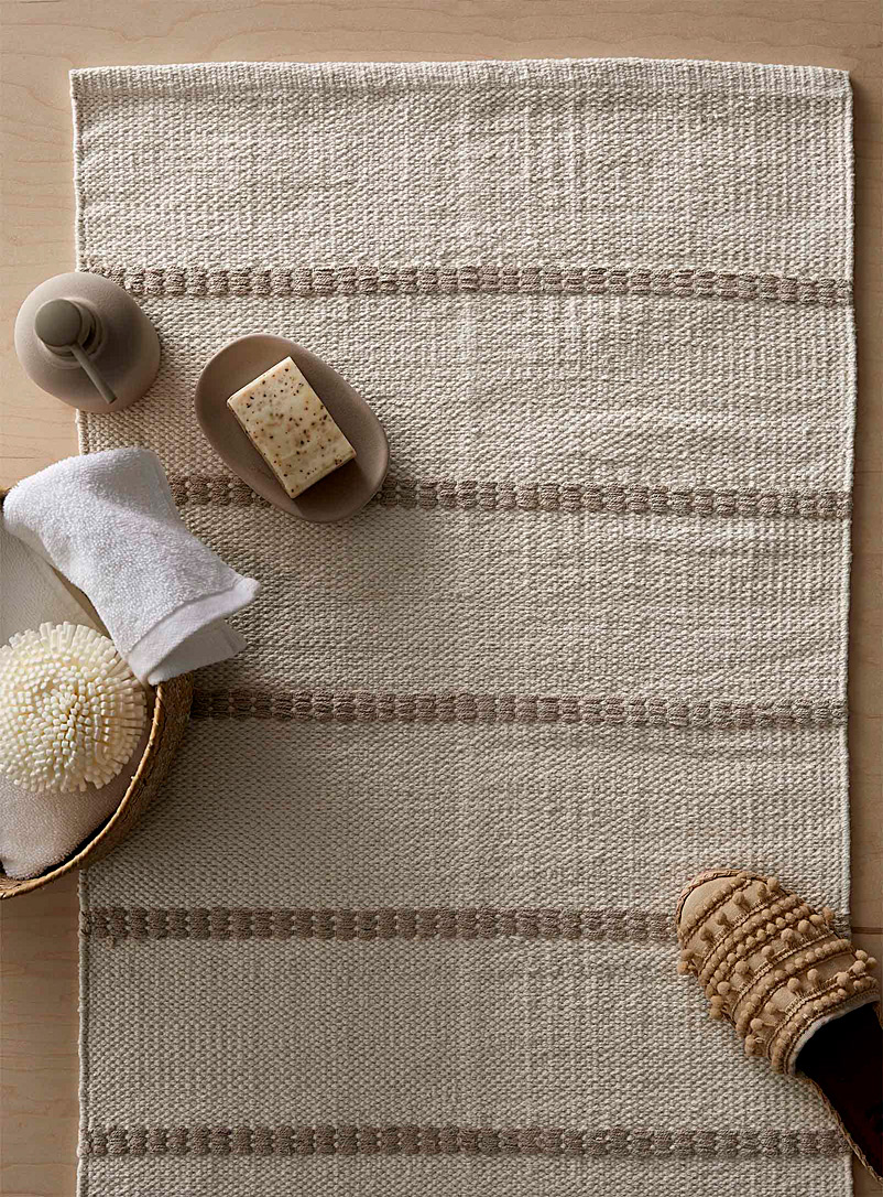Simons Maison: Le tapis de bain rayures tissées 50 x 80 cm Blanc à motifs