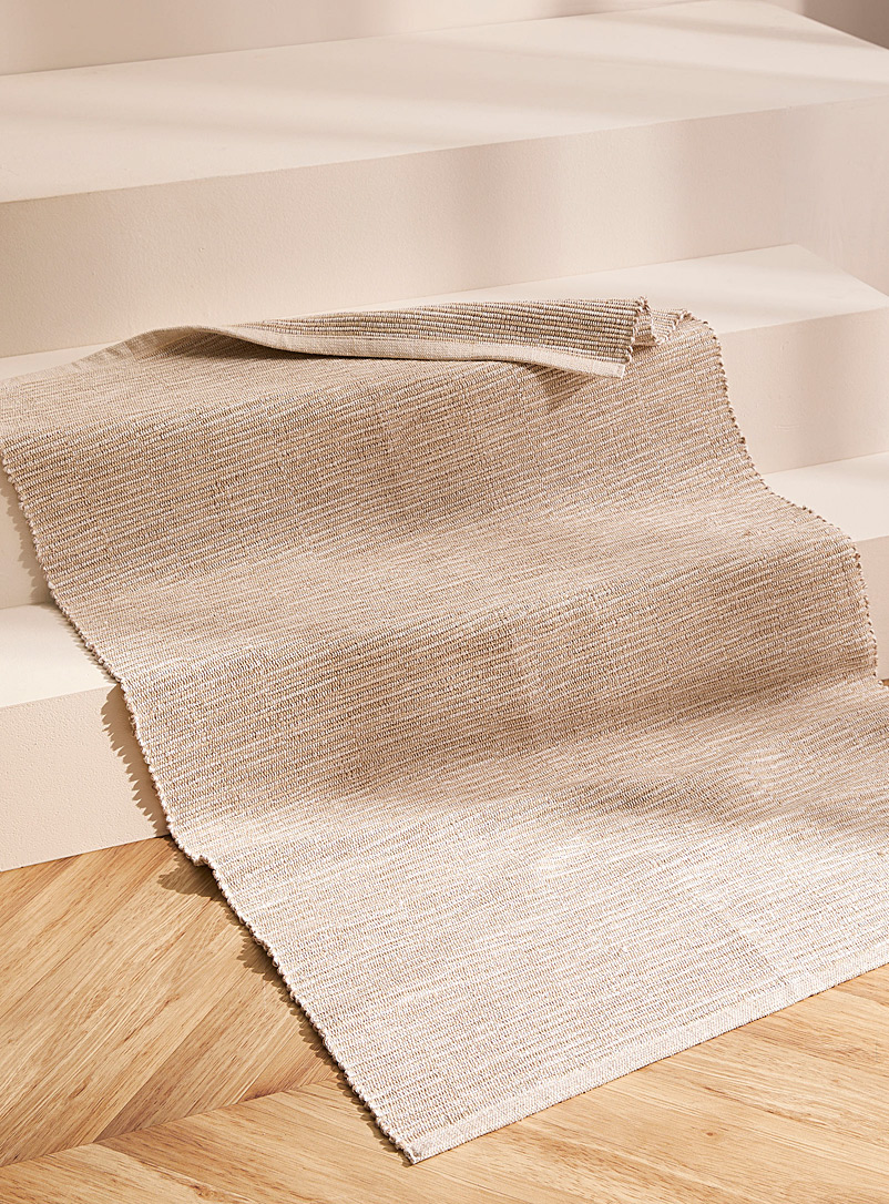 Simons Maison: Le tapis rayures relief coton retransform&eacute; Voir nos formats offerts Sable