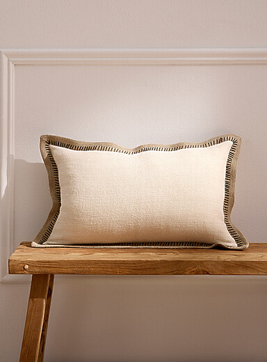 Contrasting trim pure linen removable-cover cushion 30 x 50 cm