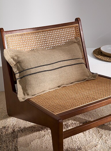 Le coussin d&eacute;houssable rayures relief pur lin 40 x 60 cm