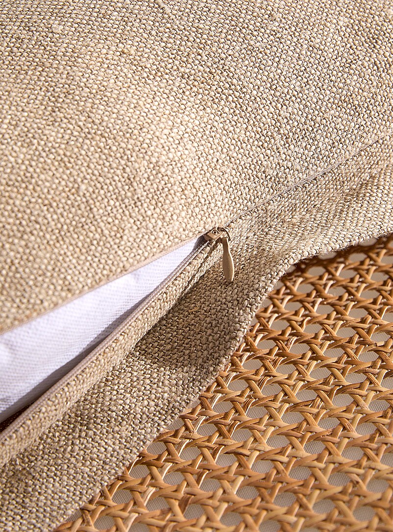 Simons Maison: Le coussin d&eacute;houssable rayures relief pur lin 40 x 60 cm Sable