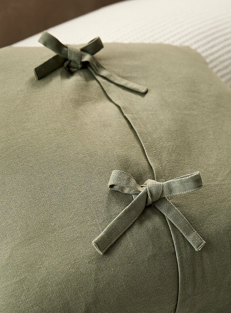 Simons Maison: Le coussin d&eacute;houssable alliums m&eacute;lange de lin 50 x 50 cm Vert &agrave; motifs