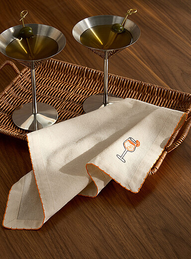 Cocktails embroidered napkin