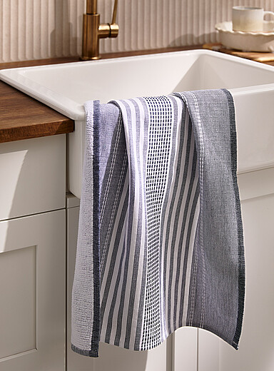 Mixed stripes hand towel