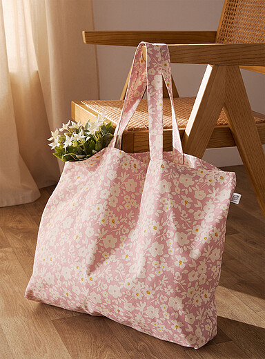 Le sac de magasinage fleurs automnales