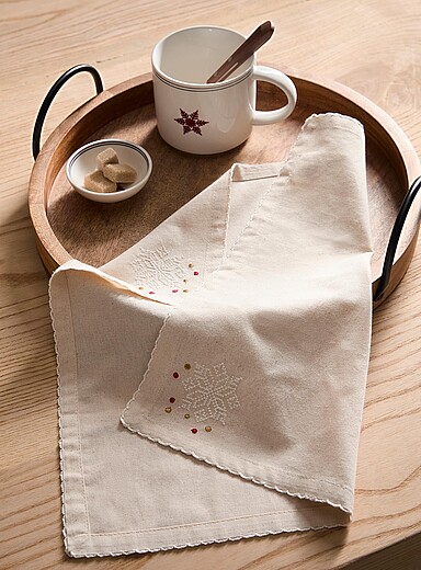 La serviette de table broderie festive <b>Collection de No&euml;l</b>