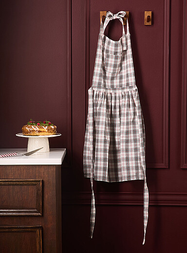 Le tablier &agrave; carreaux traditionnels