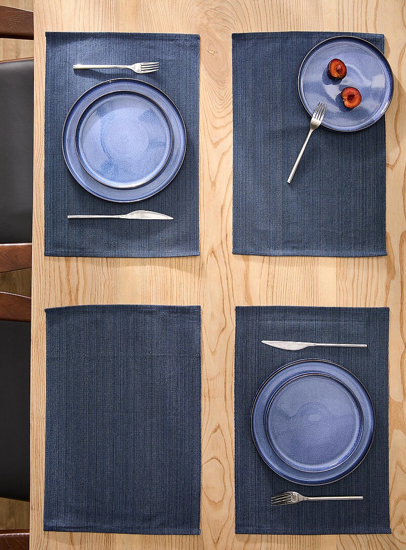 Coloured placemats Set of 4 product image (primary)