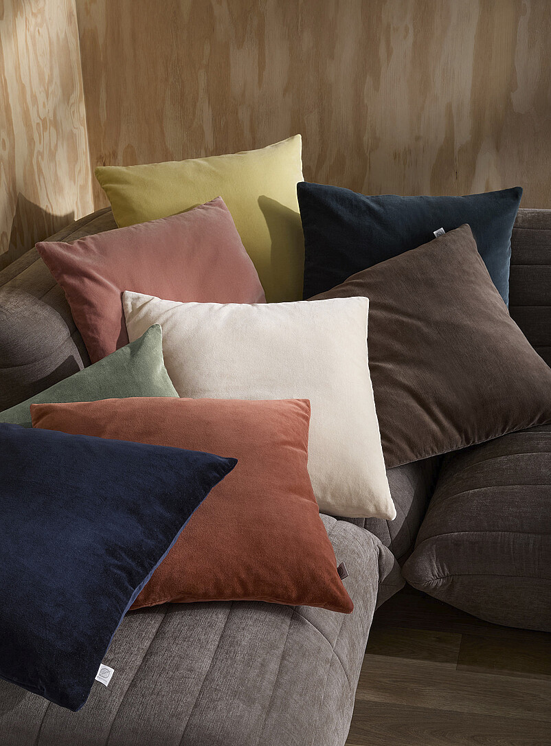 Soft cotton velvet removable-cover cushion 50 x 50 cm product image 3