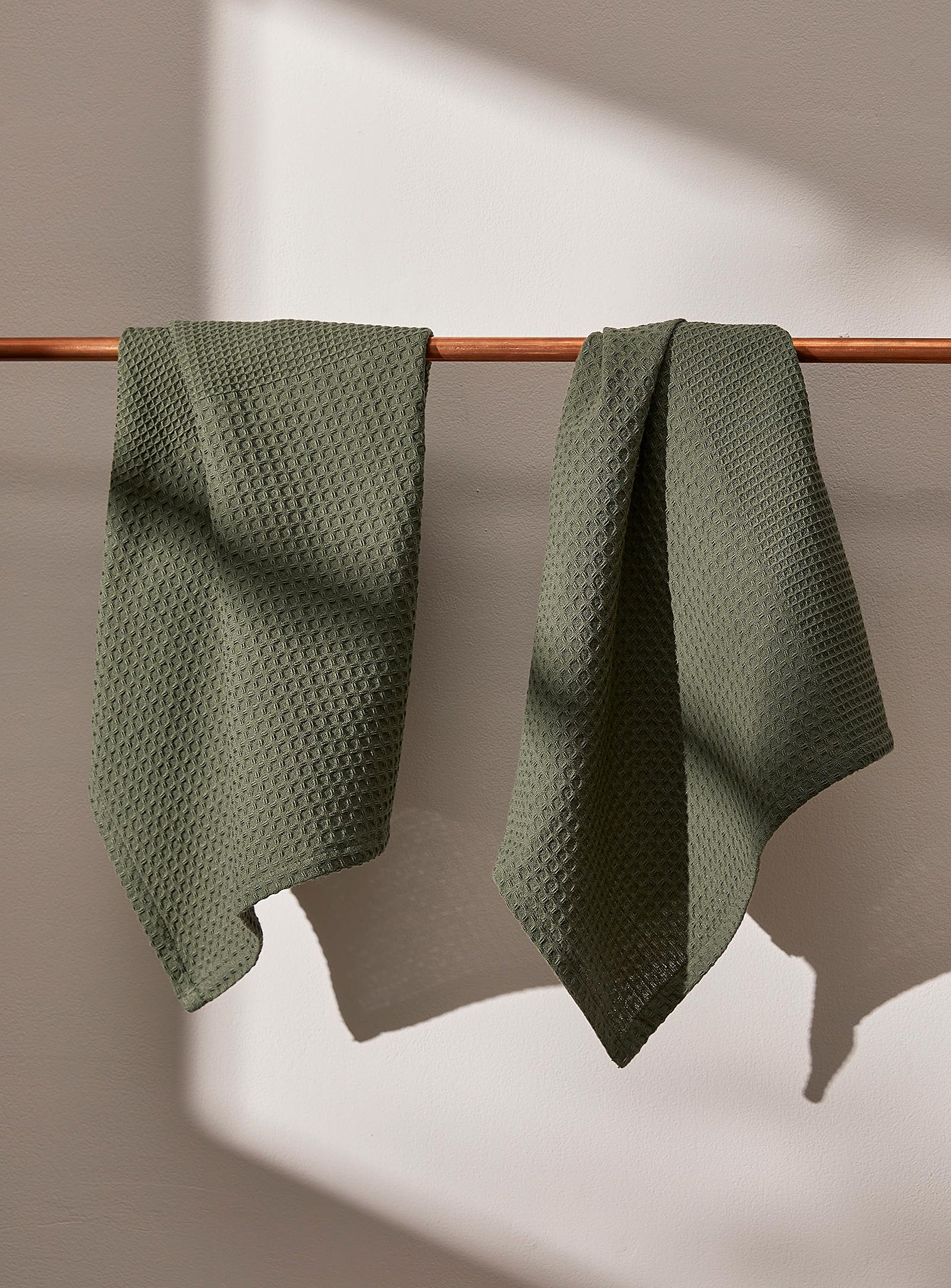 Simons Maison Waffled Recycled Cotton Tea Towels Set Of 2 In Green