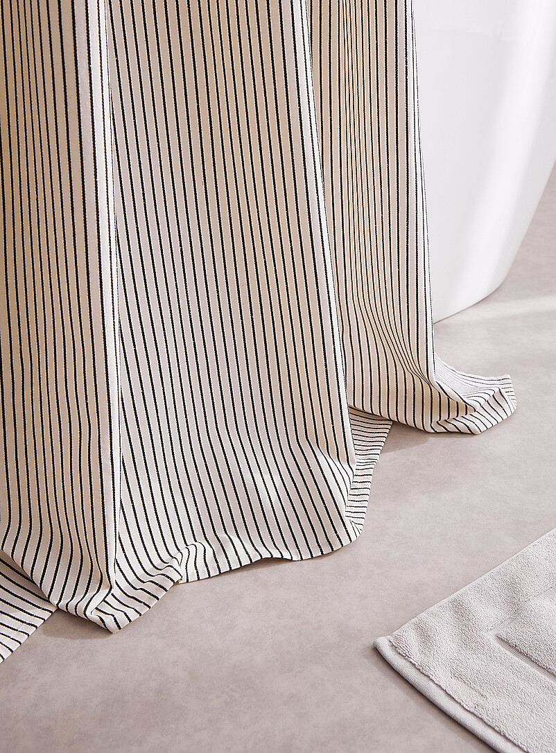 Contrasting stripes woven shower curtain product image 2