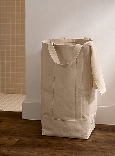 Speckled laundry basket
