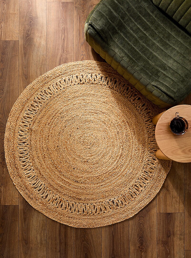 Openwork detail round braided jute rug 120 cm in diameter product image (primary)