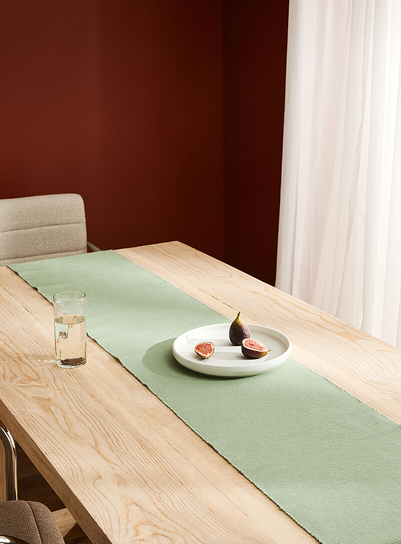 Plain Ribbed Table Runner 33 X 230 Cm