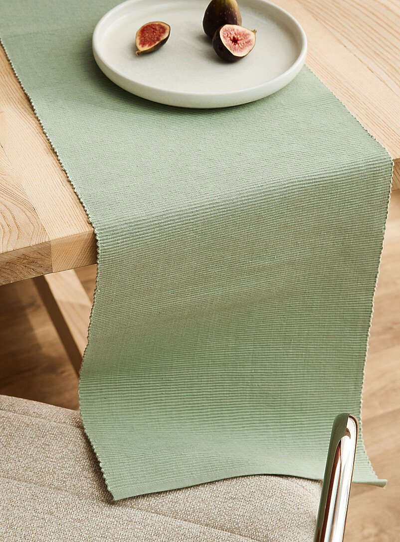 Plain ribbed table runner 33 x 230 cm product image 2