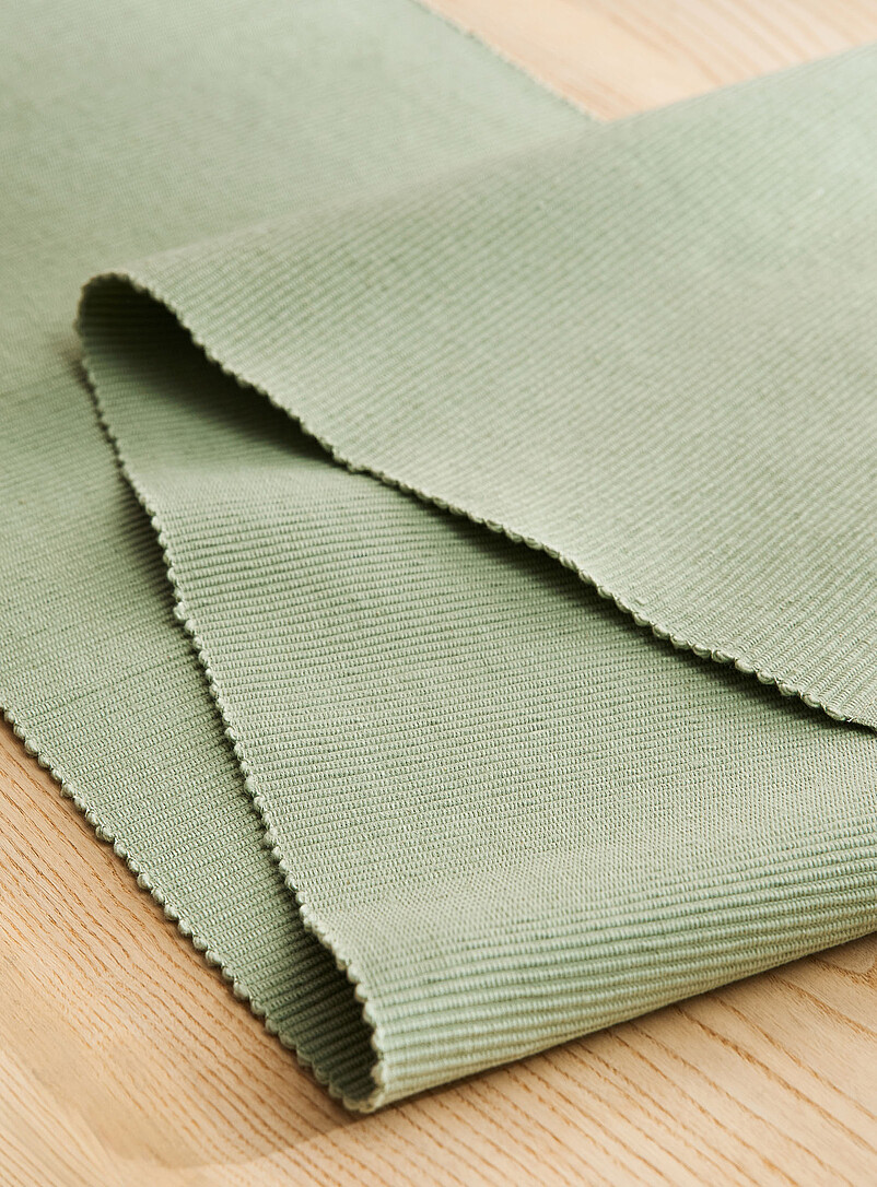 Plain ribbed table runner 33 x 230 cm product image 3
