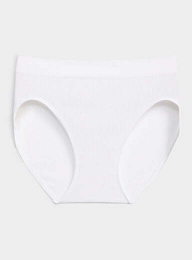 La classique &eacute;chancr&eacute;e extensible fines c&ocirc;tes Nylon
