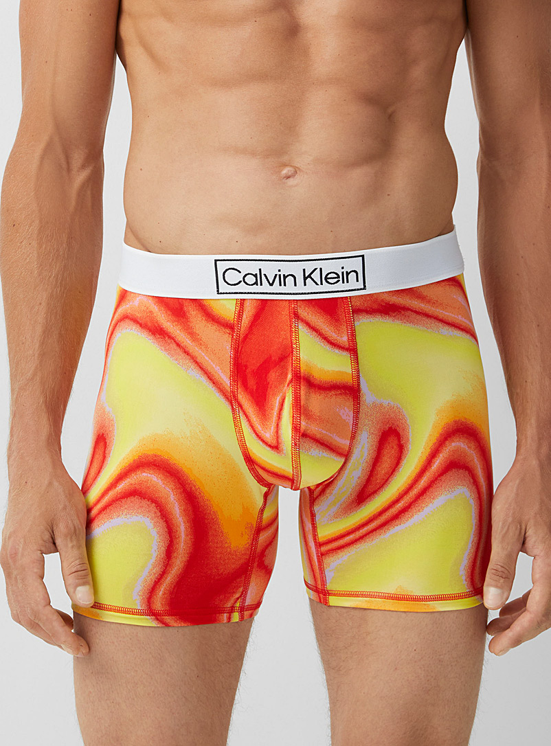 Calvin Klein: Le boxeur long flamboyant Rouge à motifs pour homme