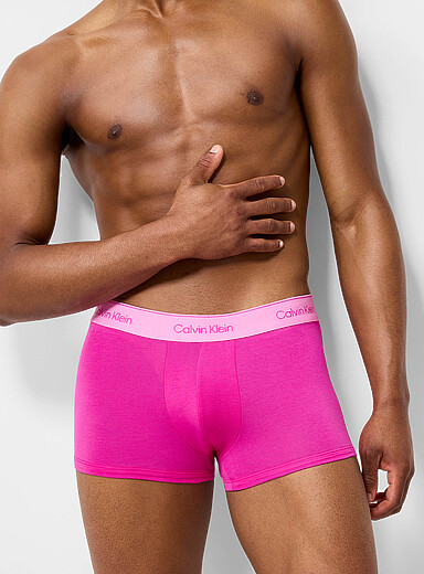 Calvin Klein: Le boxeur court color&eacute; 3 po Coton Rose pour homme