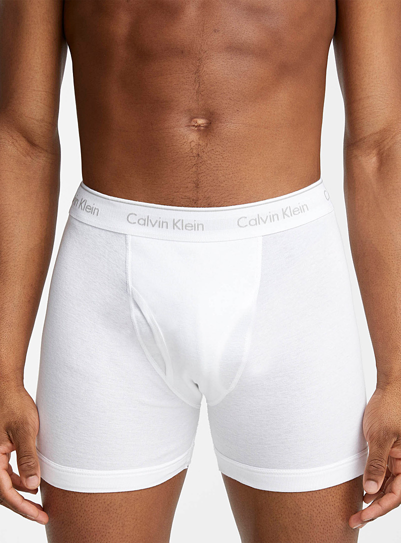 Calvin Klein: Les boxeurs longs unis 5 po Cotton Classic Emballage de 3 Noir pour homme