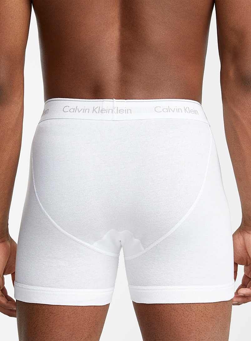 Calvin Klein: Les boxeurs longs unis 5 po Cotton Classic Emballage de 3 Noir pour homme