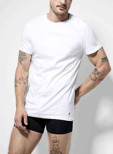 Les t-shirts sous-v&ecirc;tements col rond pur coton Emballage de 3