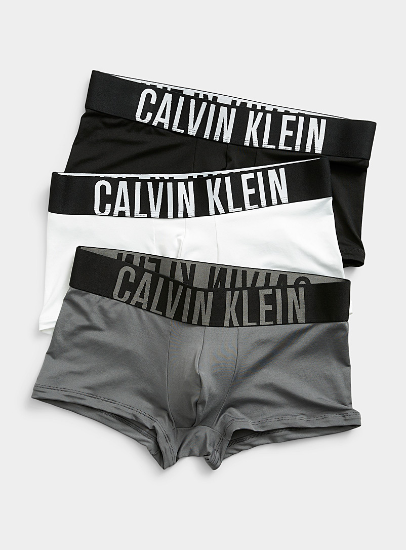 Calvin Klein: Les boxeurs courts Intense Power Emballage de 3 Noir à motifs pour homme