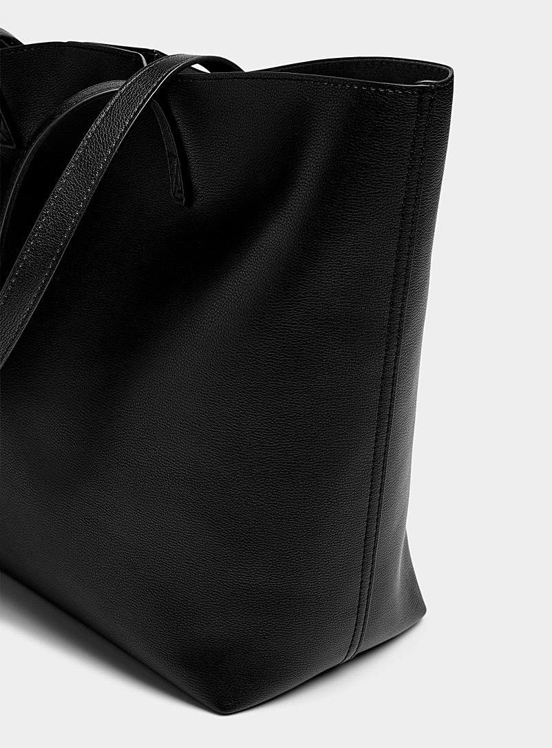 Simons: Le fourre-tout minimaliste grenu Noir pour femme
