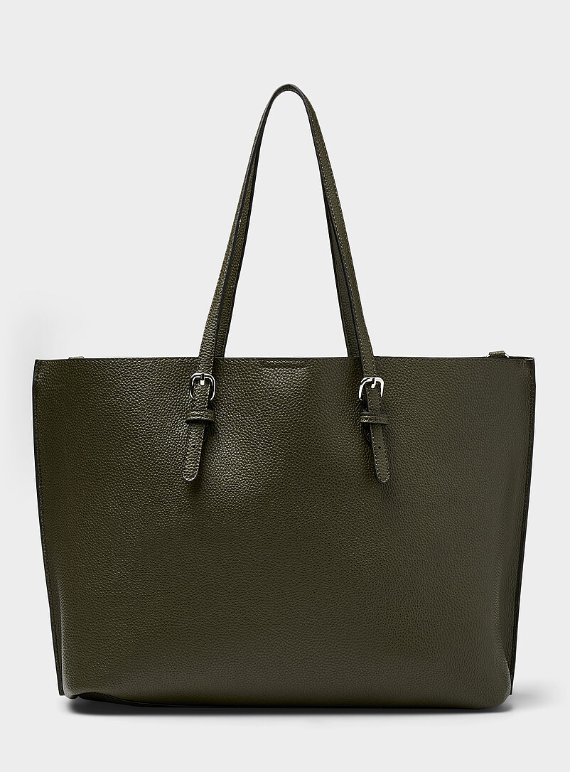 What is a Tote Bag: Ultimate Guide to Stylish, Eco-Friendly Bags