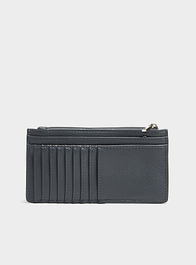 Textured minimalist wallet
