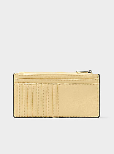Textured minimalist wallet