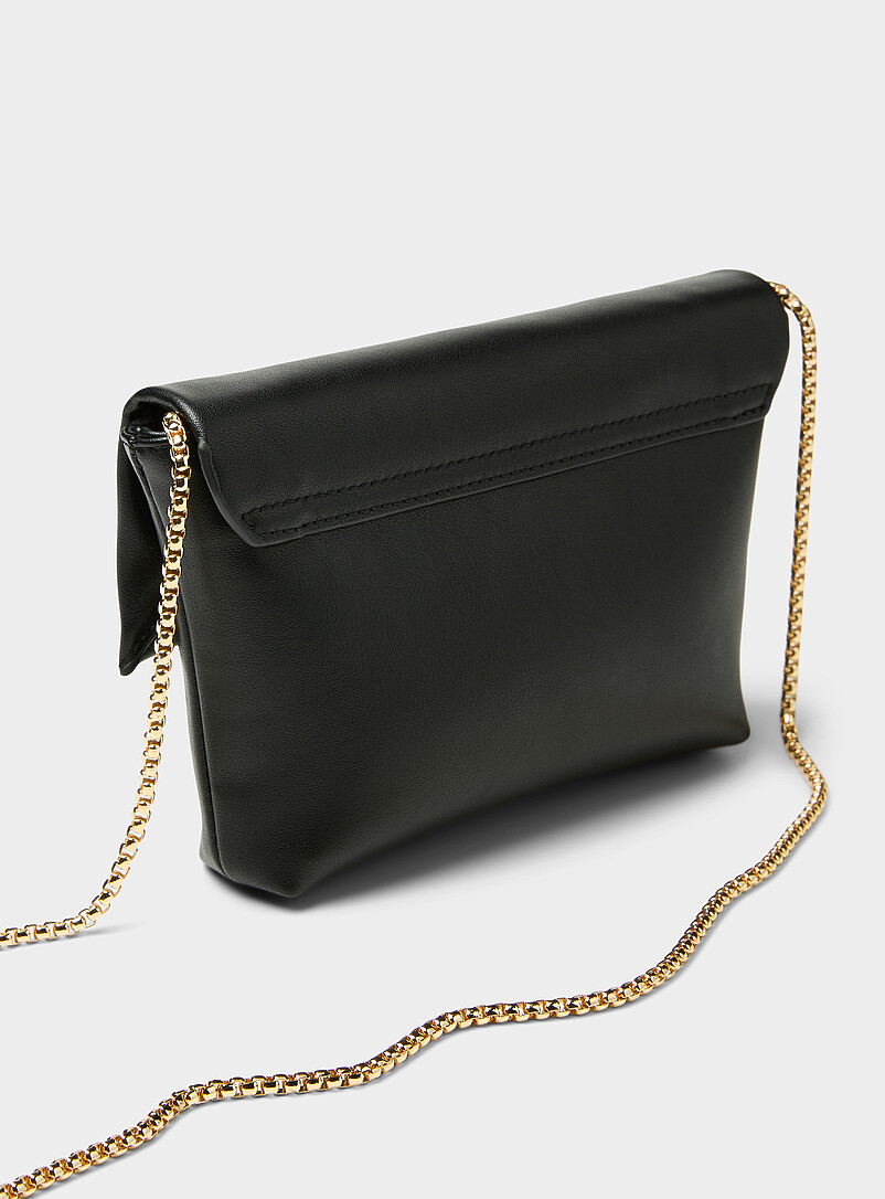 Simons: Le sac de soir&eacute;e enveloppe minimaliste Noir pour femme