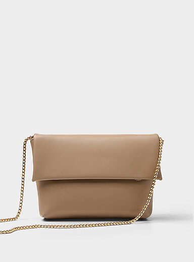 Simons: Le sac de soir&eacute;e enveloppe minimaliste Noir pour femme