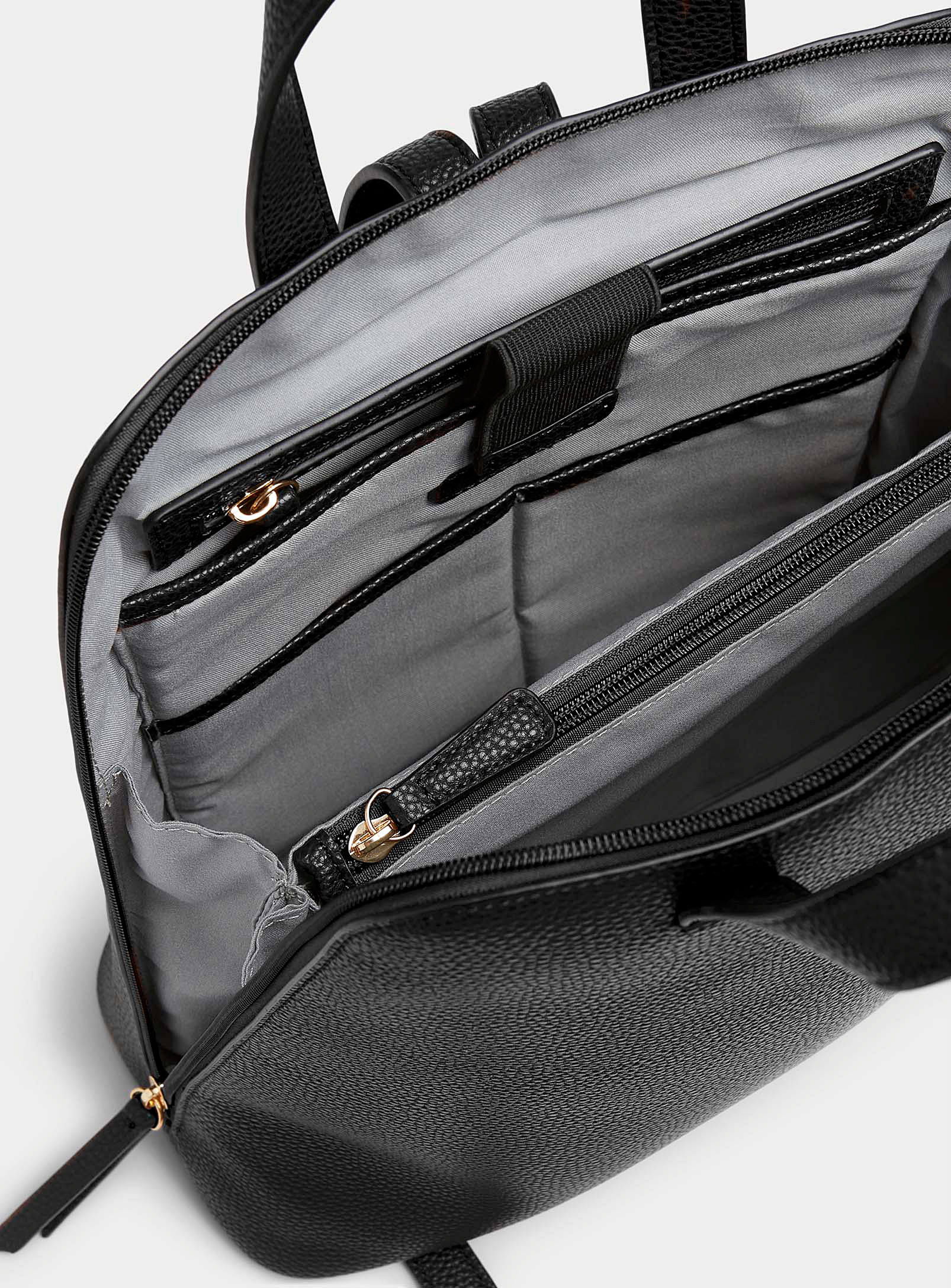Simon's Minimalist Trapeze-style Backpack In Black