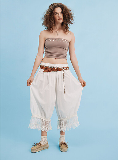 Le pantalon <i>bloomer</i> chevilles dentelle