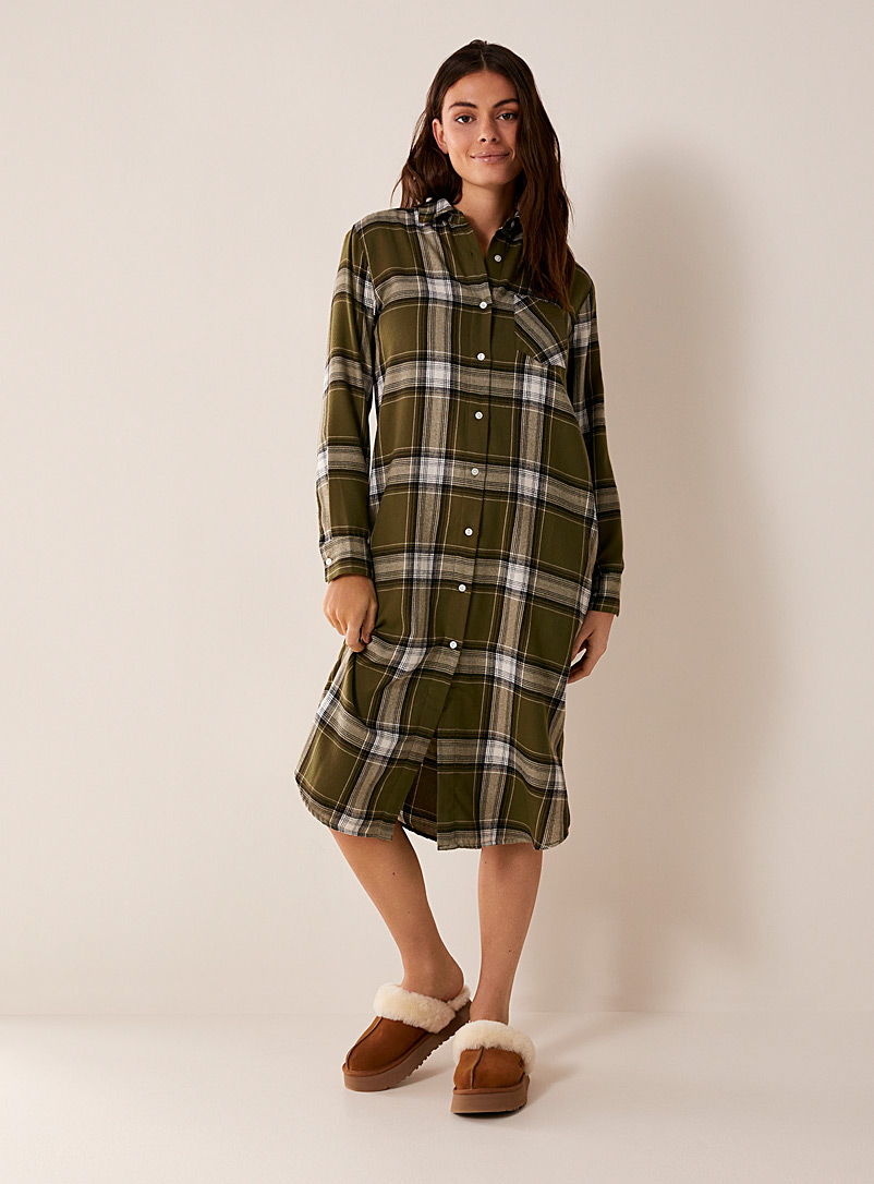 Miiyu: La longue chemise de nuit carreaux Vert foncé-mousse-olive pour femme